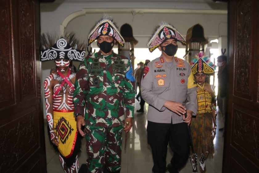 Serukan Perdamaian, Mahasiswa Papua di Lombok Peringati Hari Pancasila. [Foto: Polda NTB]