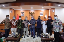 Petani Sawit Keluhkan Tak Rasakan Manfaat Dana BPDPKS. [Foto: DPD RI]