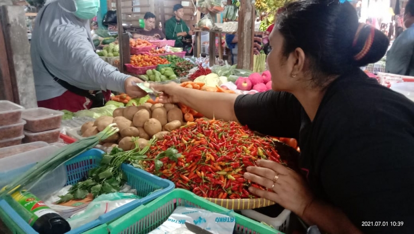 Persediaan Telur & Cabai Kota Bintuni Aman untuk 3 Bulan ke Depan. [Foto: JP/MW]
