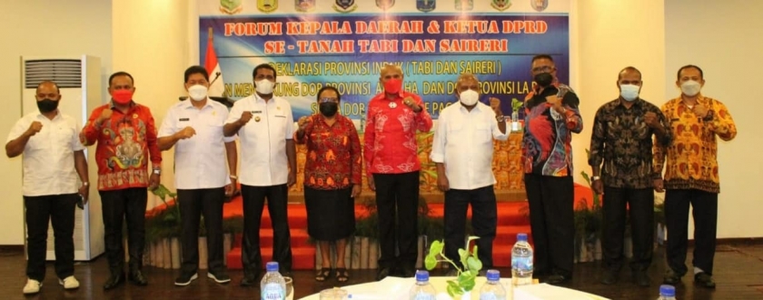 FKD Tabi dan Saireri Gelar Pertemuan di Biak Sikapi RUU Otsus & DOB. [Foto: WRP]