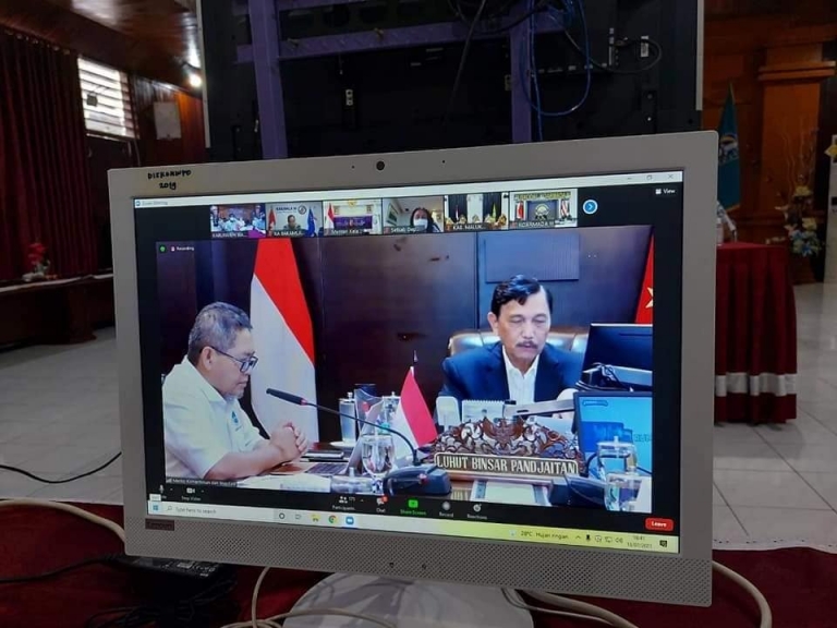 Dukung Ekspor Ikan, Menko Luhut Akan Kunjungi Biak Numfor. [Foto: ist]