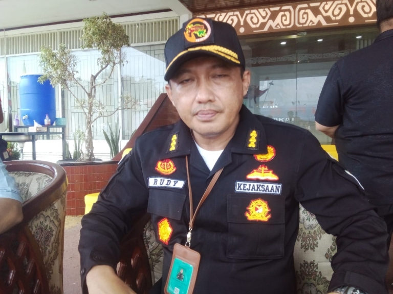 As-Intel Kejati Papua Barat Rudy Hartono. [Foto: JP/Rolly]