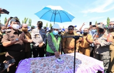 Gubernur Enembe Canangkan Pembangunan 5 Gedung Perkantoran. [Foto: Pemprov Papua]