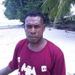 Yohanes Mofu, kepala kampung Pulau Nusmapi, kabupaten Manokwari.