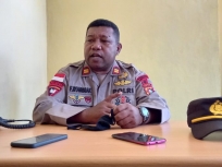 Kapolsek Heram, Iptu Frengky Rumbiak