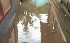 Tak Ada Perhatian dari Pemdes 2 Desa di Haltim Terendam Banjir. [Foto: ST]