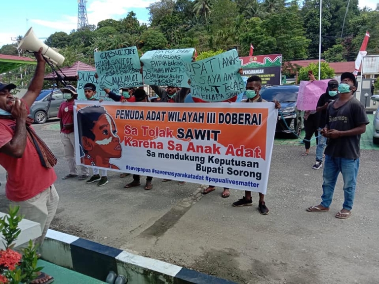 Digugat ke PTUN Jayapura, Dukungan Mengalir Deras untuk Bupati Sorong. [Foto: Diskominfo Kab Sorong]
