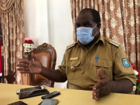 Bupati Sorong Dr. Johny Kamuru S.H., M.Si. [Foto: Diskominfo Kab Sorong]