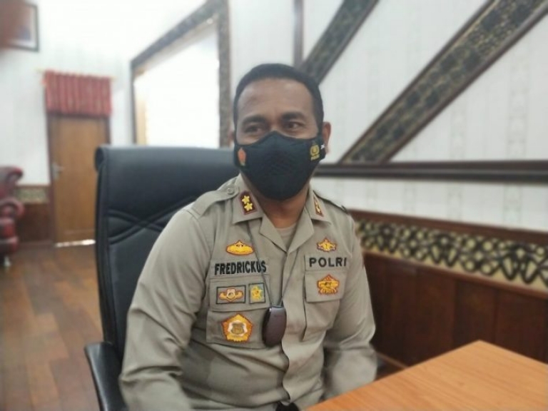 Oknum Ondoafi Dalang Pembakaran di Kompleks Bandara Sentani. [Foto: tribatanews]