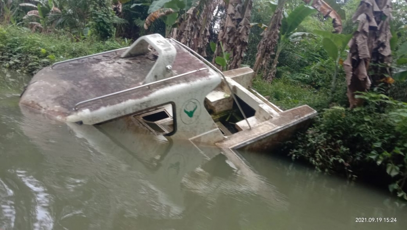 Speedboat Puskesmas Idoor Nampak Tak Terawat dan Terkesan Diabaikan. [Foto: JP/MW]