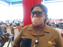 Kepala Bidang SMA Dinas Pendidikan Provinsi Papua Barat Dra Adolfina Oray.