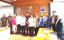 Foto Bersama: Forum Komunikasi Papua Bersama Kejaksaan Agung dan Polri, kamis (23/01) di ruang kerja Pimpinan MPR RI