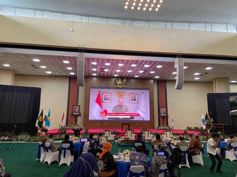 High Level Meeting Badan Kerjasama Provinsi Kepulauan dengan DPD RI dan DPR RI. [Foto: DPD RI]