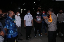 Kesalahpahaman di Pertandingan Tinju PON Berakhir Damai. [Foto: Humas Polda Papua]