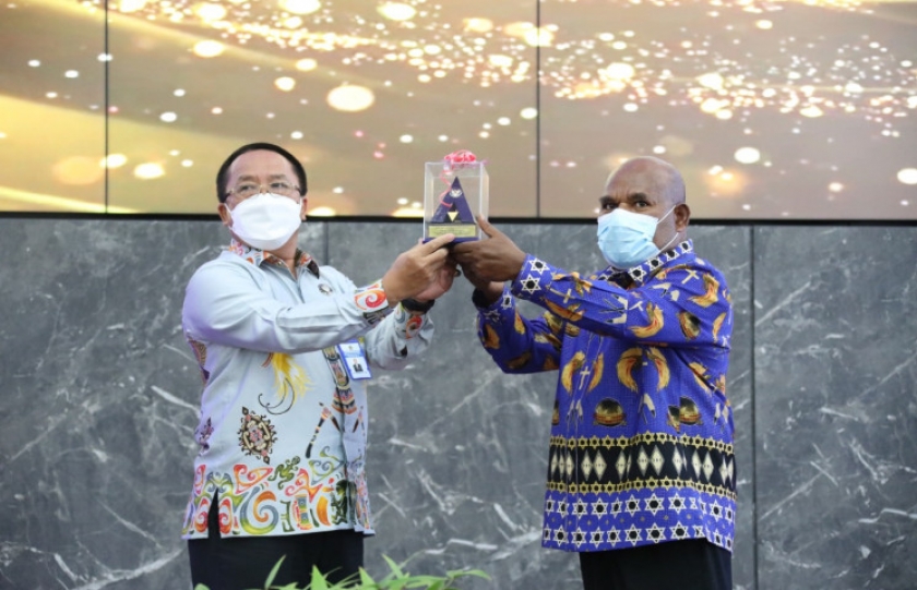 Sembilan Pemda di Papua Terima Penghargaan Menkeu RI. [Foto: Pemprov Papua]