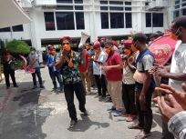 PMKRI dan PMII Jayapura Desak Pemerintah Batalkan Smelter di Gresik. 