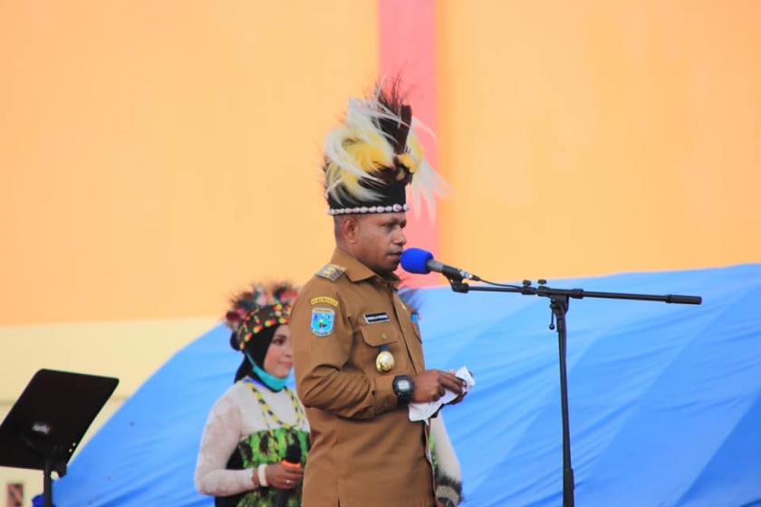 Pembukaaan Parade Budaya dan Pameran Kabupaten Kaimana. [Foto: Humas Pemda Kaimana]
