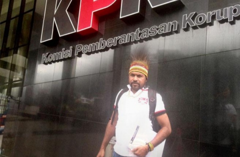 Sekjen LSM Kampak Papua, Johan Rumkorem.