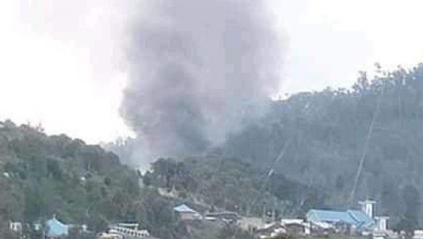 KKB Bakar Kantor Airnav di Intan Jaya, Papua. [Foto: dok. Antara]