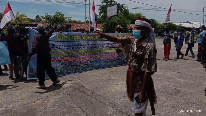 Masyarakat Adat Sebyar Tuntut Hak DBH Migas Segera Dibayarkan. [Foto: MW]