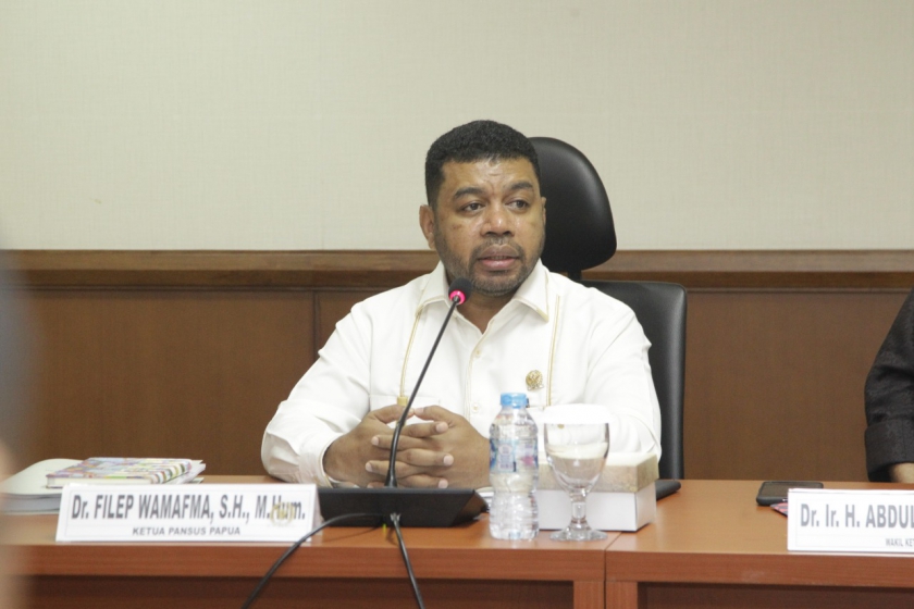 DPD RI, Dr.Filep Wamafma,SH.M.Hum
