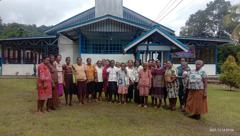Para Ibu PW Gereja Bethel Idoor. [Foto: MW]