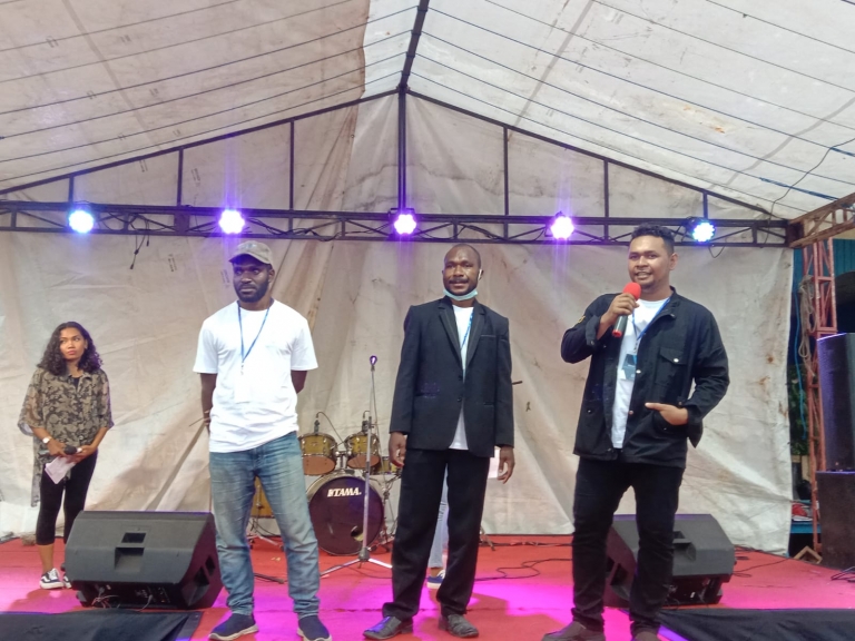 Anak Papua Launching Aplikasi NEXTFOOD di Kabupaten Nabire. [Foto: Christian]