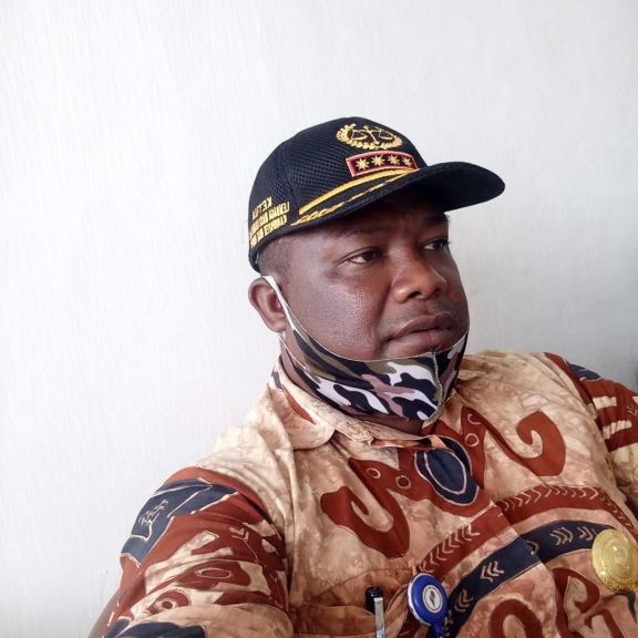 Ketua Lembaga Masyarakat Adat (LMA) Kabupaten Biak Numfor, Yulius Steven Rawar.