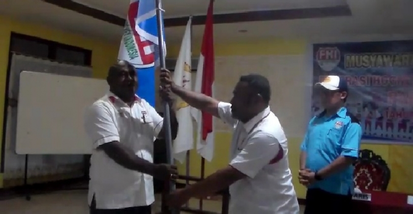 Aklamasi, Yotam Wakum Kembali Pimpin Hockey Provinsi Papua. [Foto: ist]