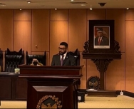 Senator Filep saat menyampaikan aspirasi dalam Sidang Paripurna DPD RI, Senin (9/1/2023).