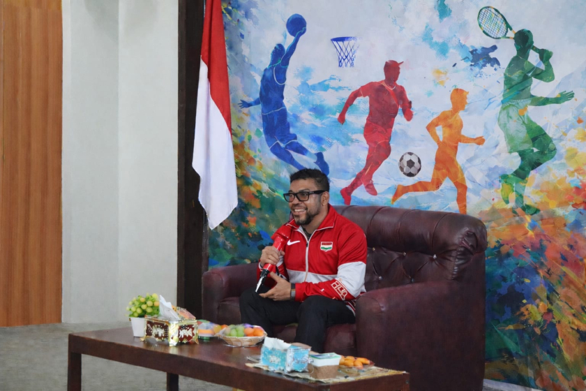 Filep Wamafma Siap Maju Calon Ketua KONI Papua Barat 2026–2030. 