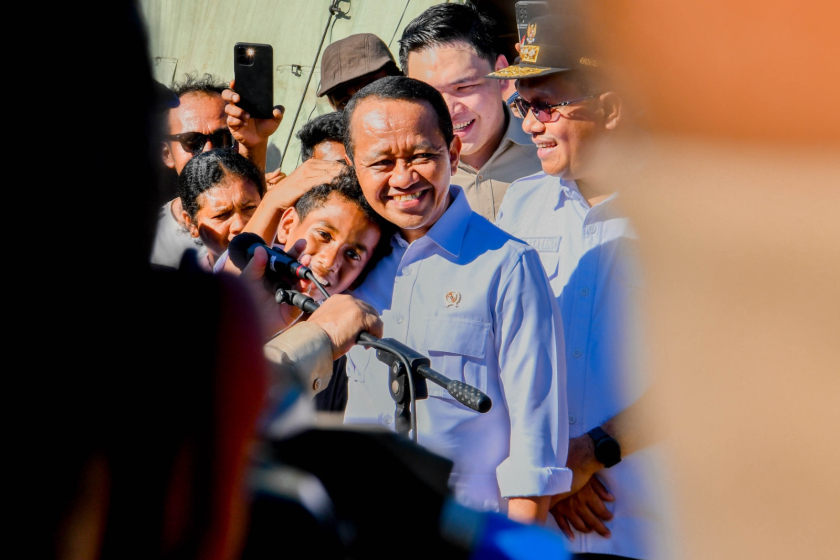 Dukungan ESDM Terus Mengalir ke NTT, 48 Genset Disiapkan untuk Fasilitas Kesehatan. [Foto: ESDM]