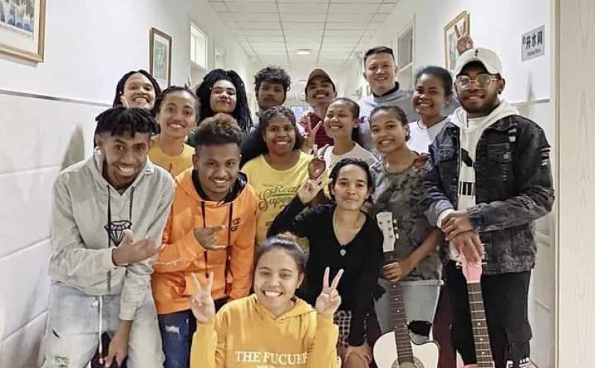 Mahasiswa Papua saat di asrama, di kota Chifeng China. (Foto/ist)