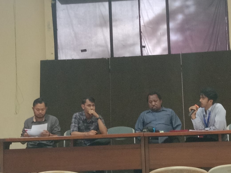 Anngota Tim Advokasi Papua Saat Melakukan Siaran Pers (30/01/2020)